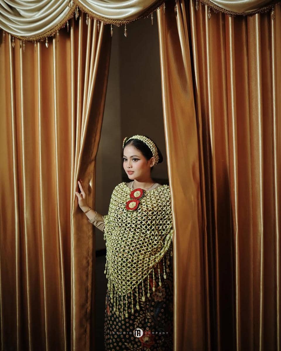 Gaya tasyakuran Putri Isnari. (instagram.com/putriisnari3)