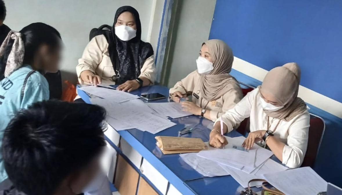 CPMI ilegal digagalkan berangkat ke Malaysia oleh Polres Kubu Raya. 