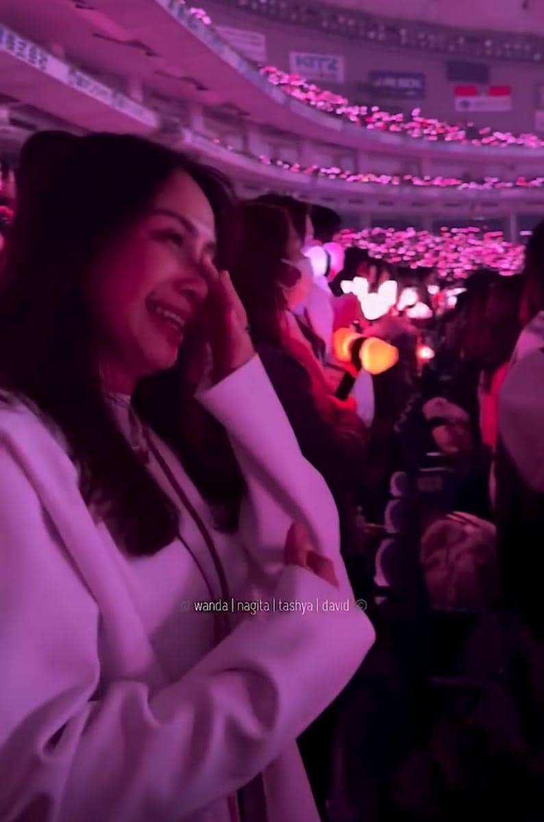 potret Nagita Slavina nonton konser “DEADLINE” BLACKPINK di Jepang
