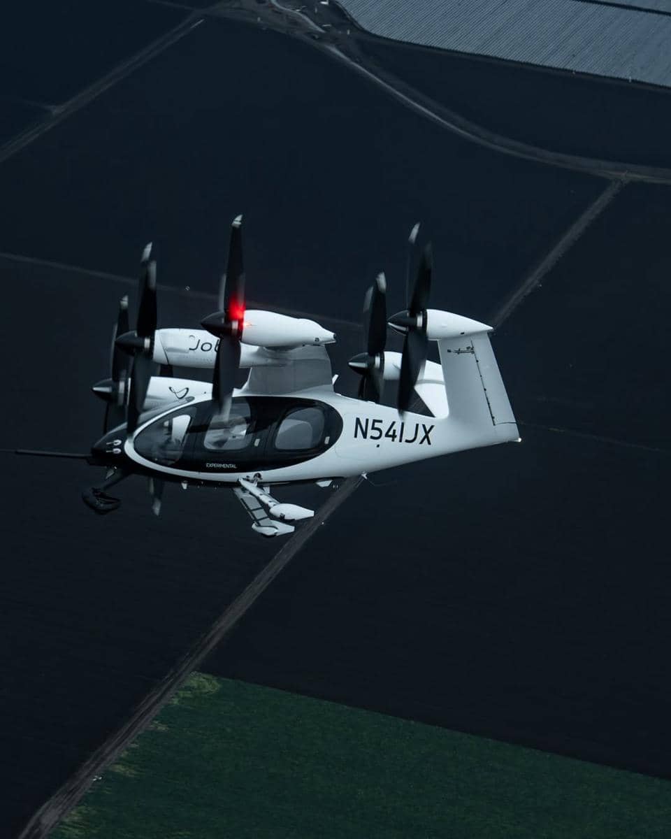 Happy Thanksgiving from Joby Aviation 🦃 🍂We’re grateful for the mission, the view, and the inc.jpg