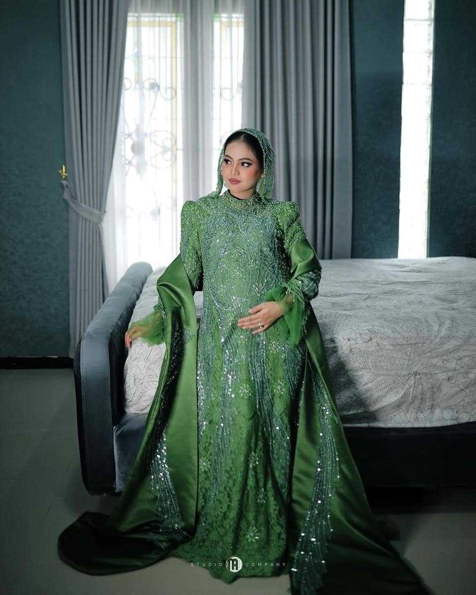 Gaya tasyakuran Putri Isnari. (instagram.com/putriisnari3)