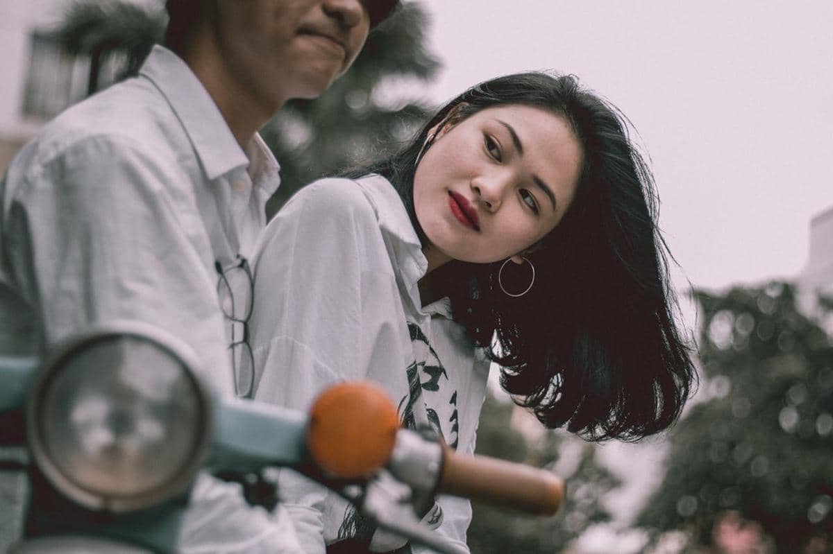 ilustrasi pasangan romantis 