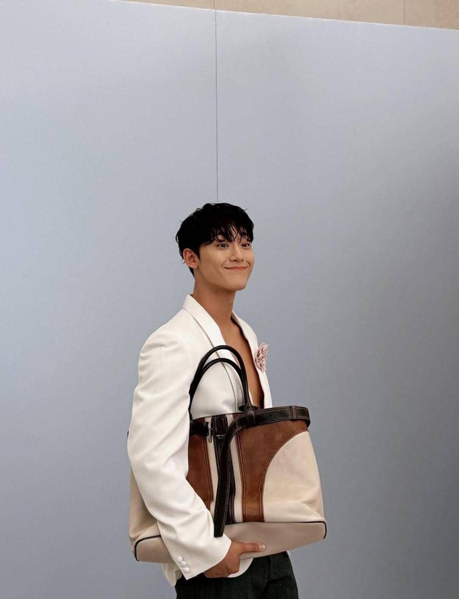 Lee Do Hyun personal IG post