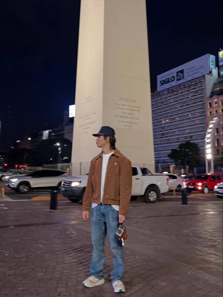 Gaya layering ala Jay B GOT7