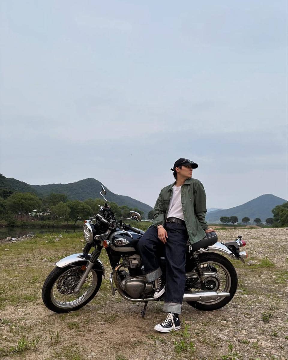 Gaya layering ala Jay B GOT7