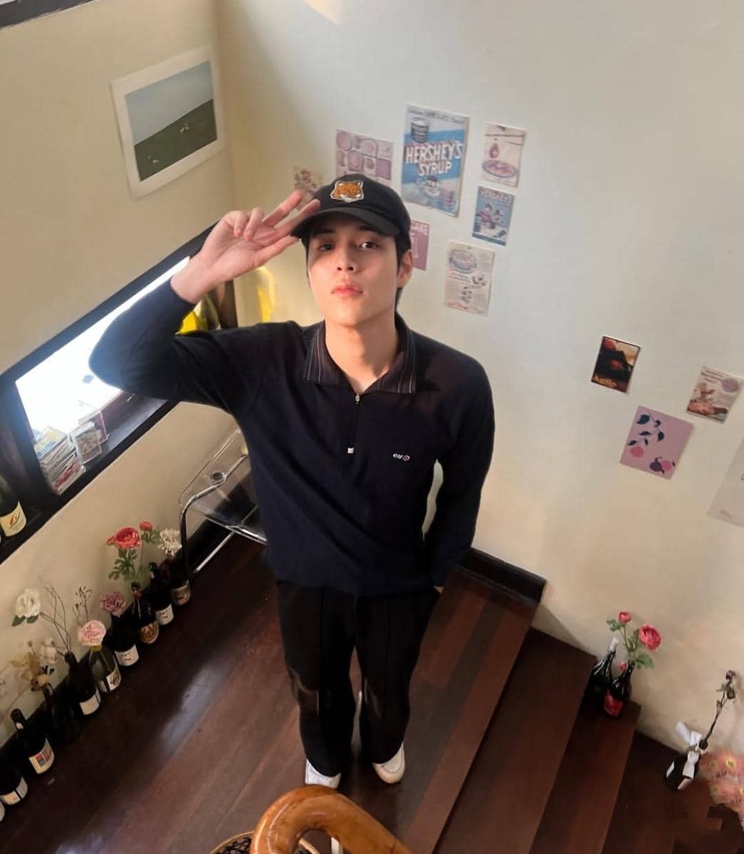 Outfit Poon Mitpakdee