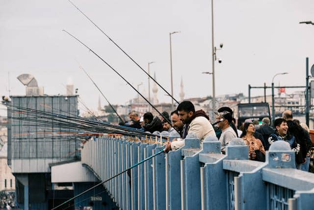 Ilustrasi komunitas memancing