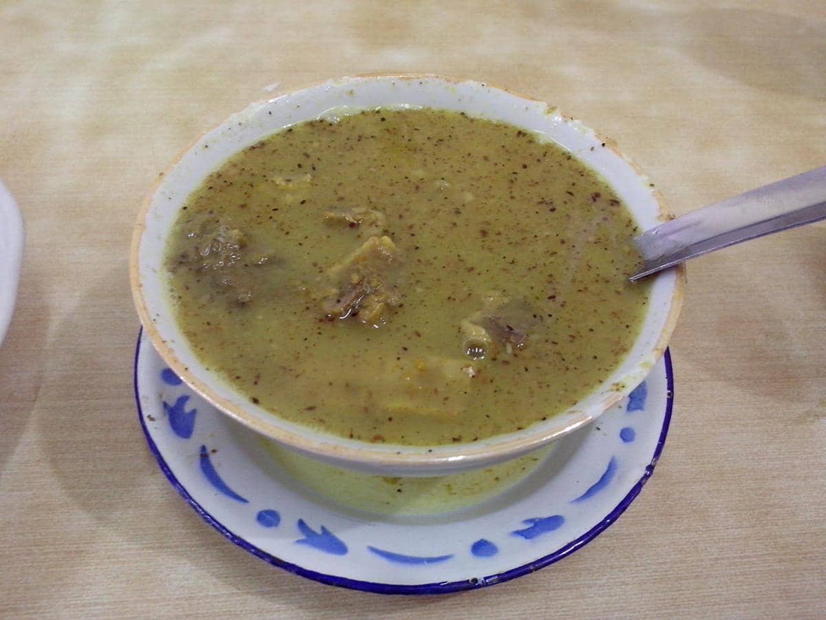 Ilustrasi makanan khas Sulsel, pallubasa.