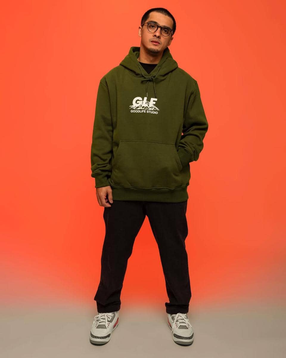 Gaya ala Ricky Harun