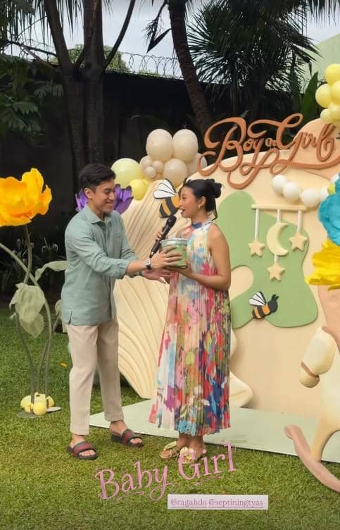 Gender Reveal Kehamilan Istri Sangun Ragahdo (instagram.com/septiningtyas)
