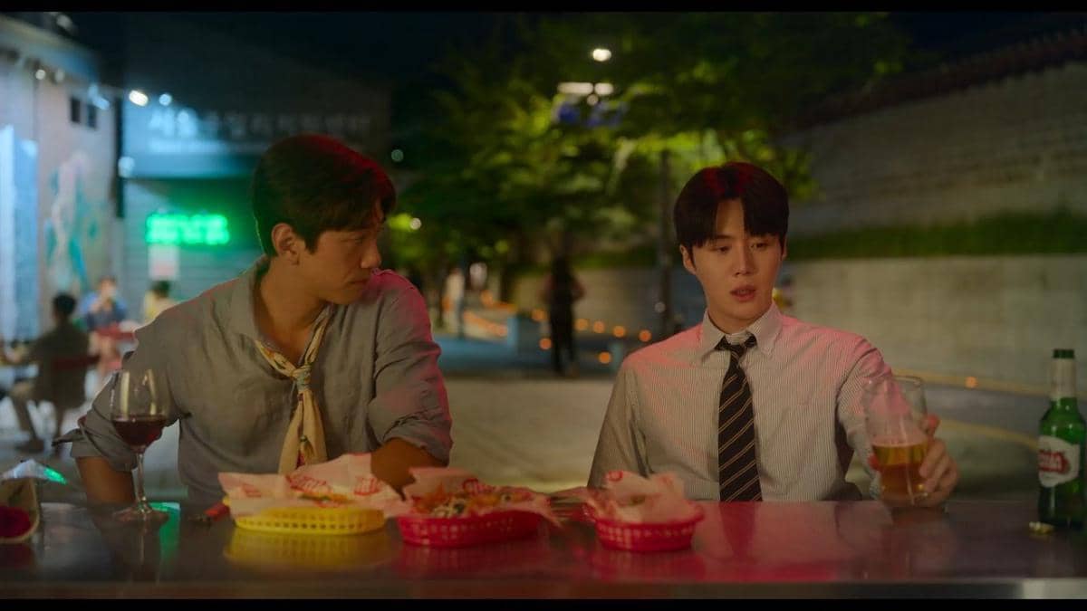 Sung Joon dan Kim Seon Ho di Can This Love Be Translated?