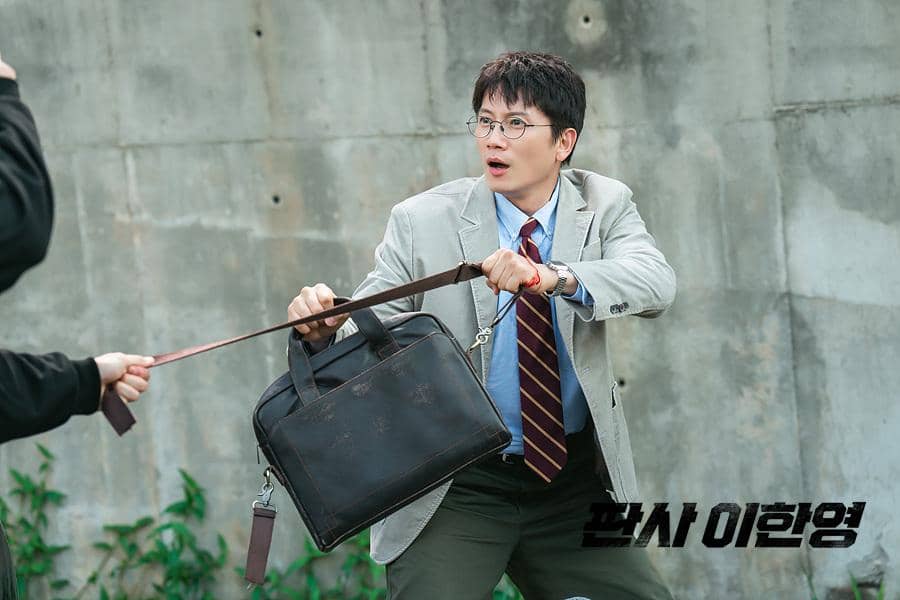 still cut drakor The Judge Returns