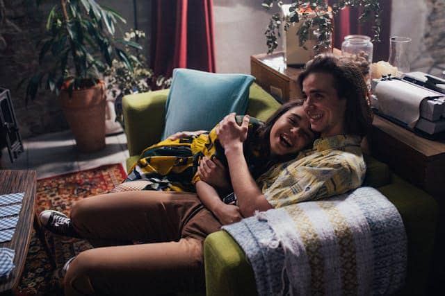 ilustrasi posisi seks bikin pria tahan lama