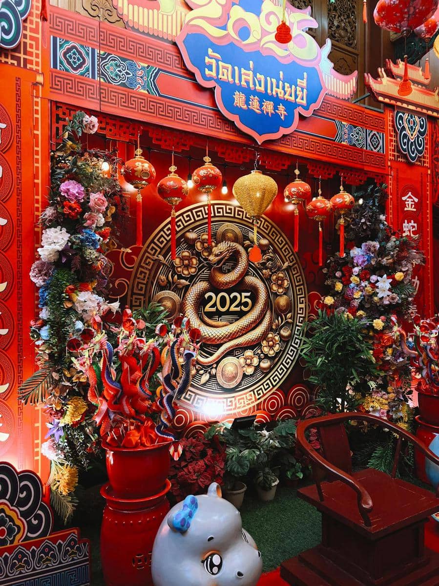 dekorasi imlek di kantor