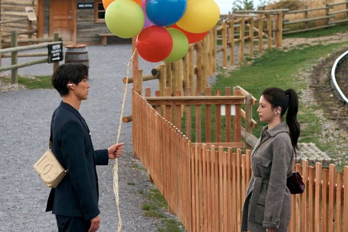 Still cut Can This Love Be Translated?