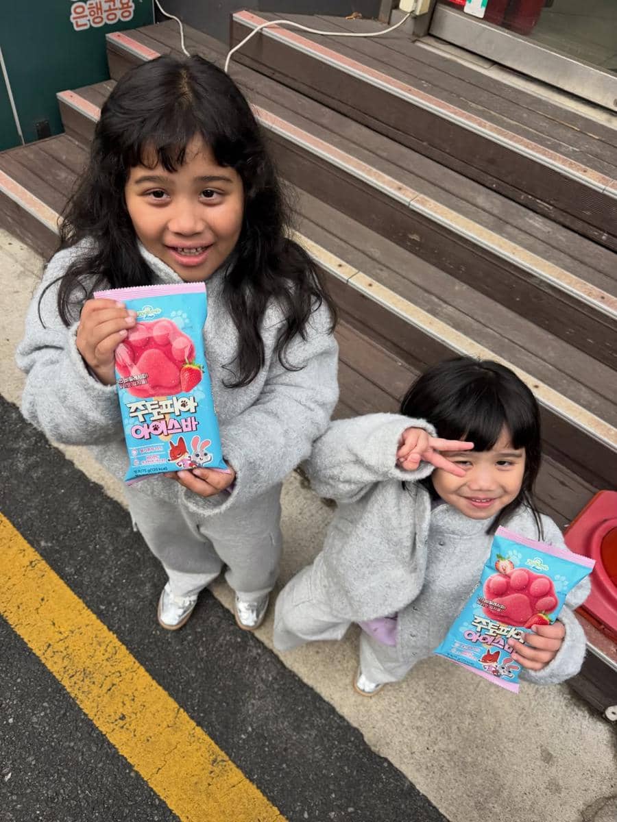 Keluarga Gya Sadiqah liburan awal tahun ke Korea Selatan.