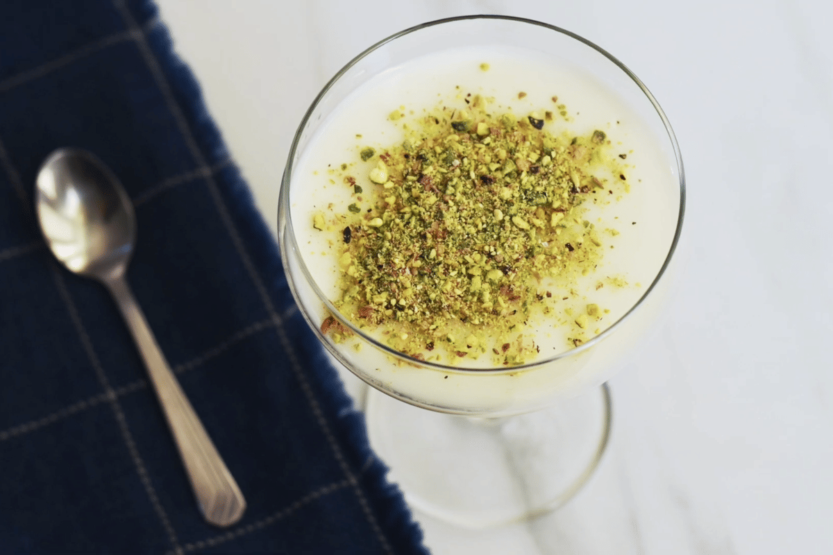 ilustrasi puding muhallabia 