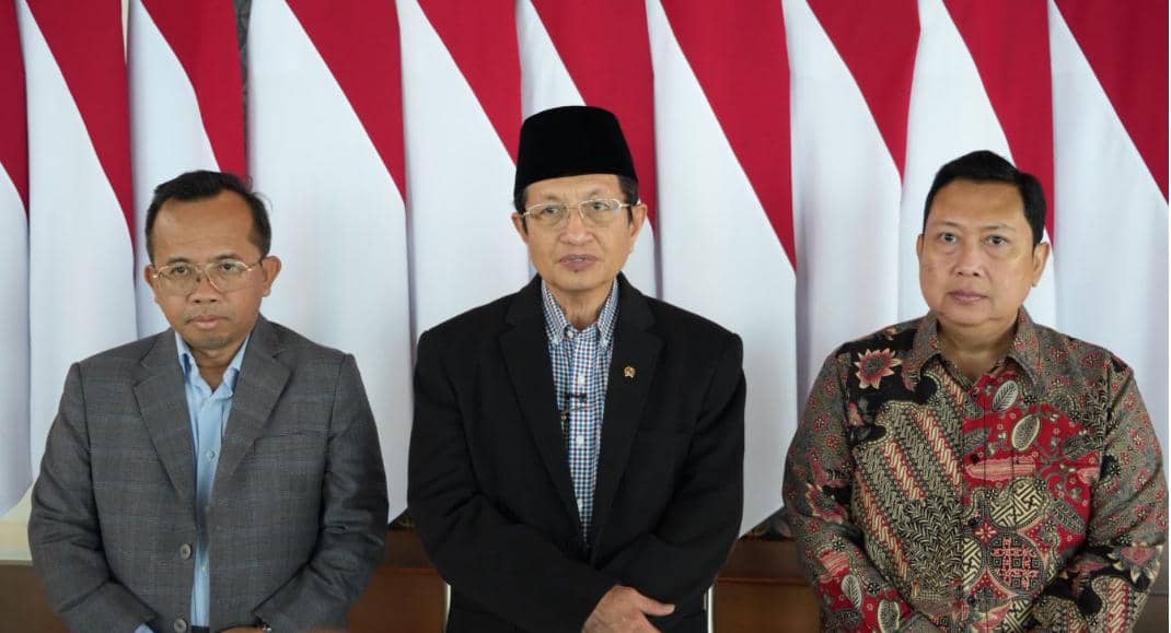 Menteri Agama RI Nasaruddin Umar saat diwawancara sebelum bertolak ke Mesir pada Minggu (18/1/2026) (dok. Kementrian Agama)