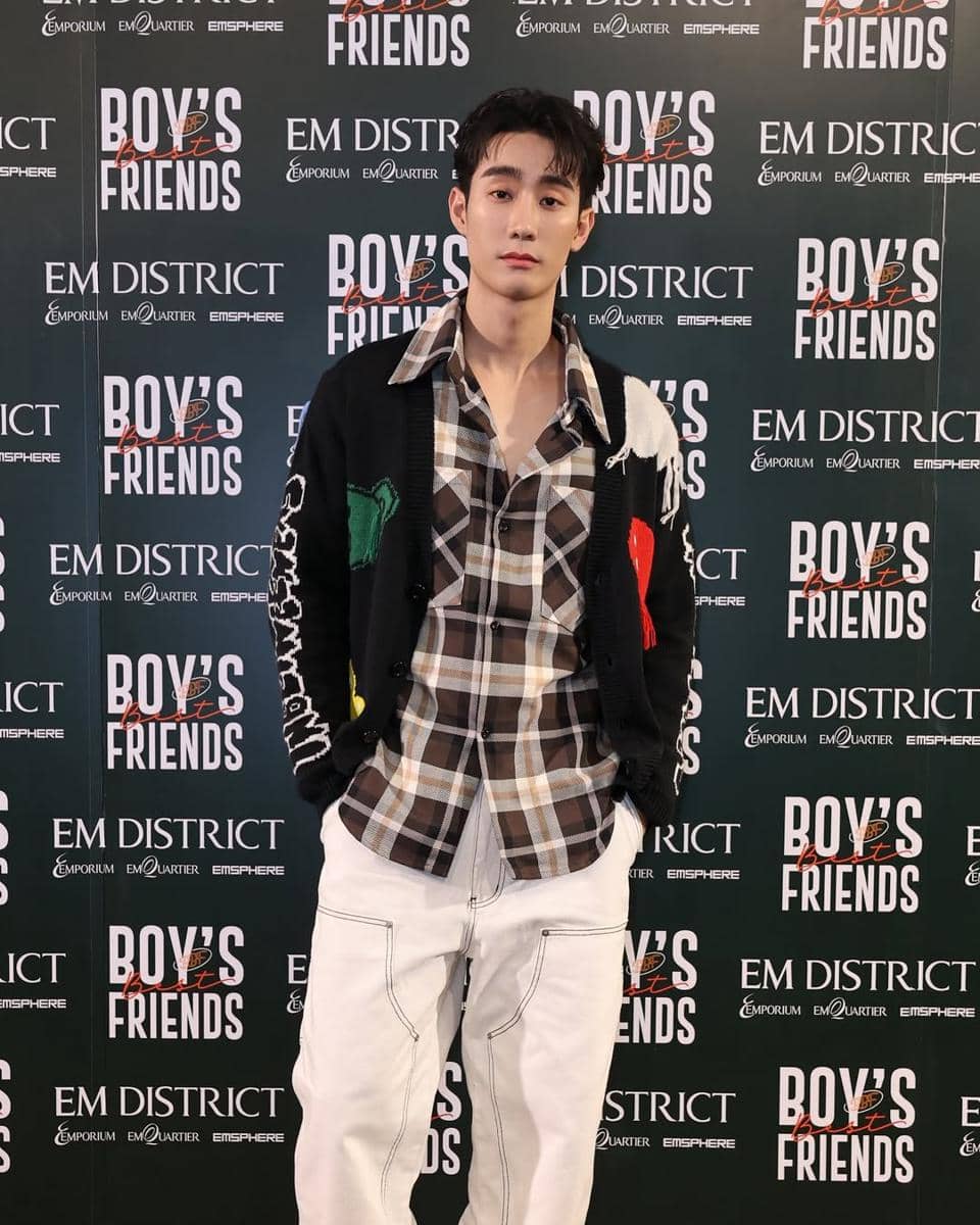 outfit Force Jiratchapong