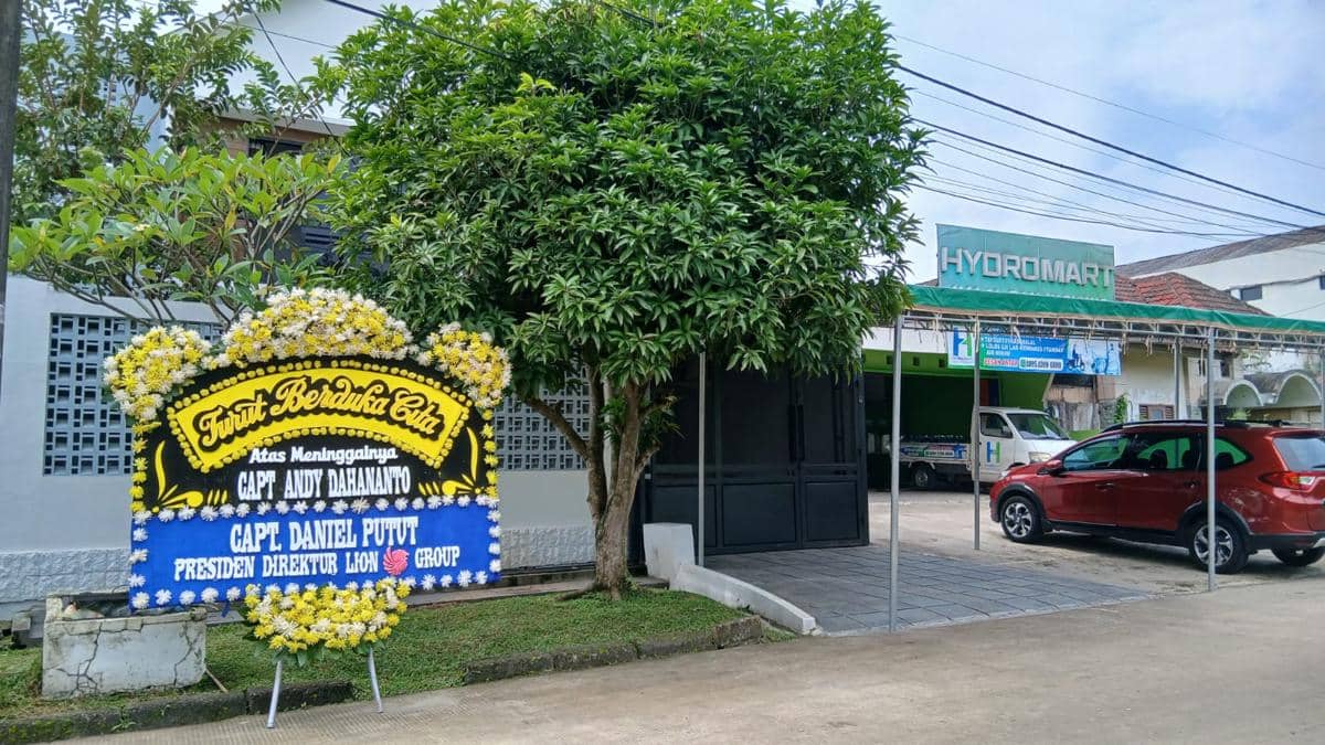 Rumah pilot pesawat ATR 42-500 milik Indonesia Air Transport 