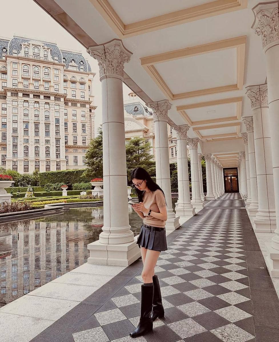 referensi gaya kasual chic ala Seohyun SNSD