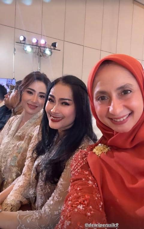 Tamu Artis di Acara 7 Bulanan Lesti Kejora (instagram.com/lestikejora)