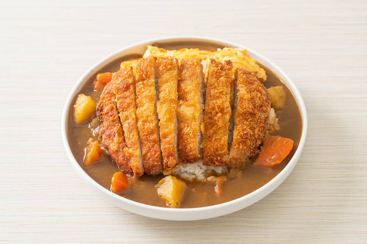 ilustrasi ayam katsu kari jepang