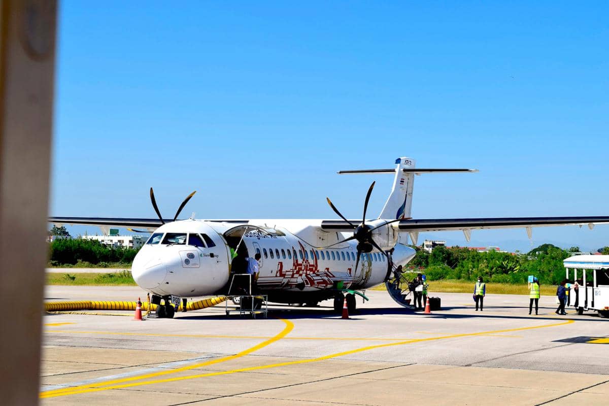 ilustrasi pesawat baling-baling