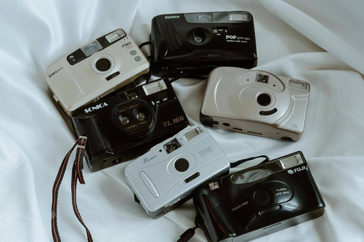 ilustrasi kamera analog