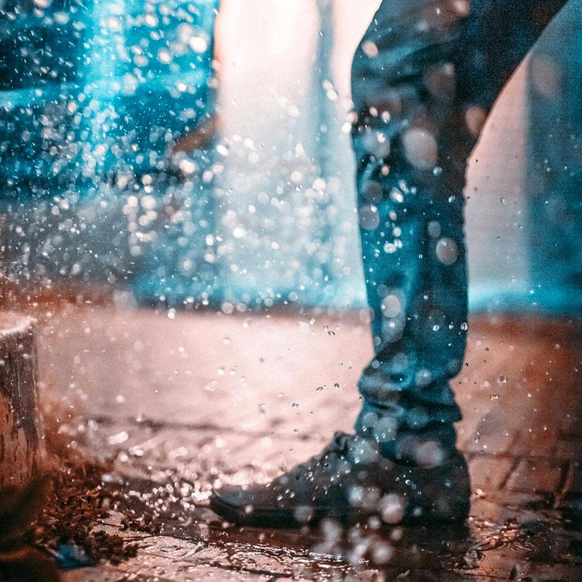 ilustrasi jeans pria