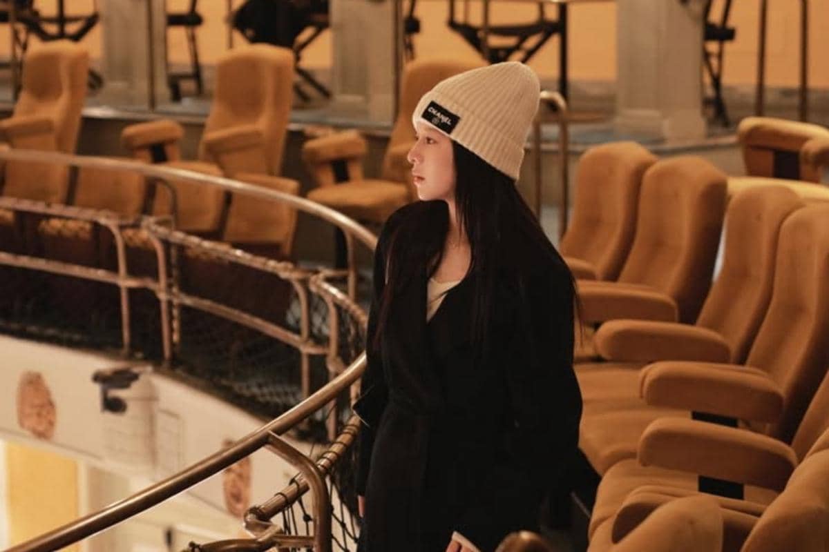 Still cut Can This Love Be Translated?