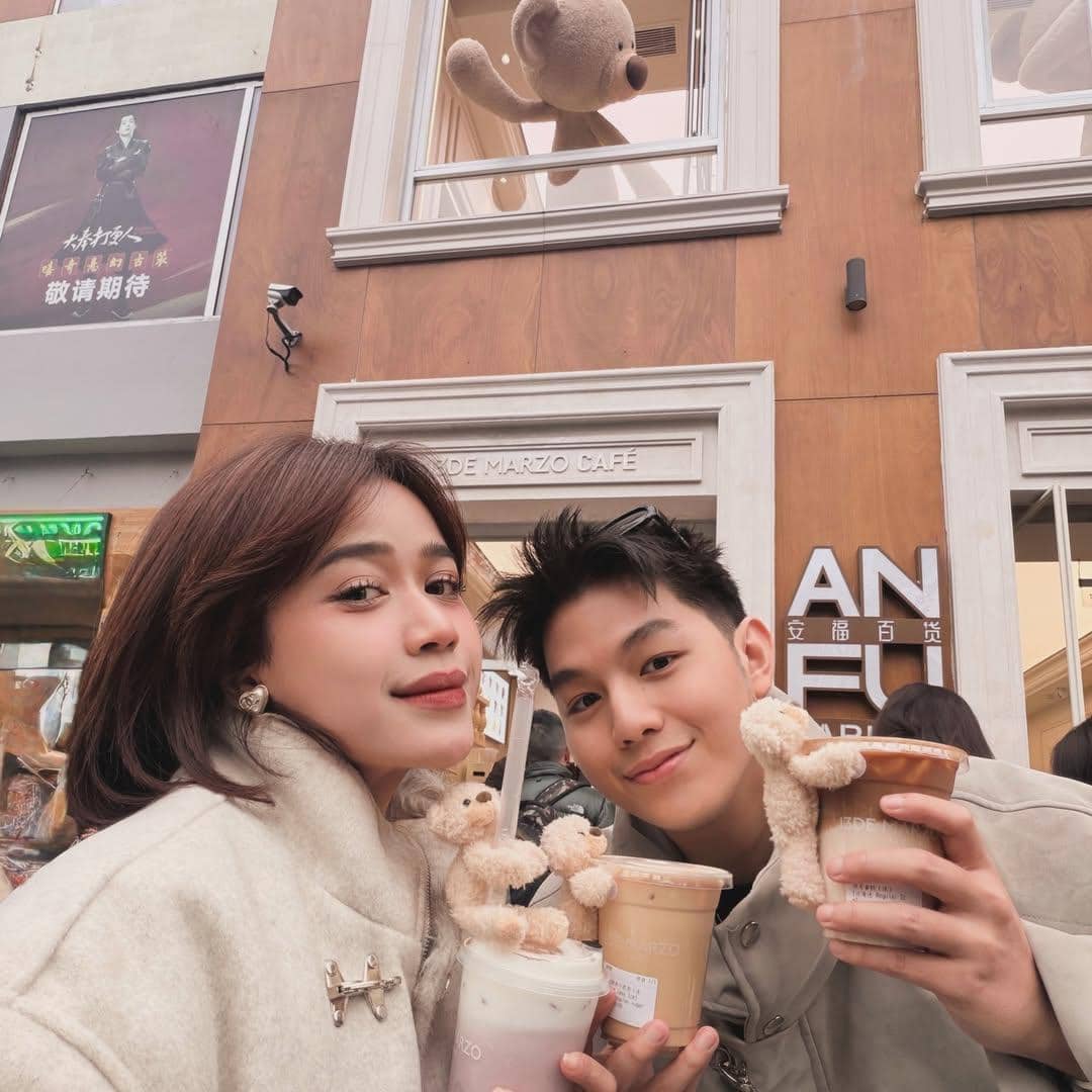 Brisia Jodie dan Jonathan Alden liburan ke Shanghai.