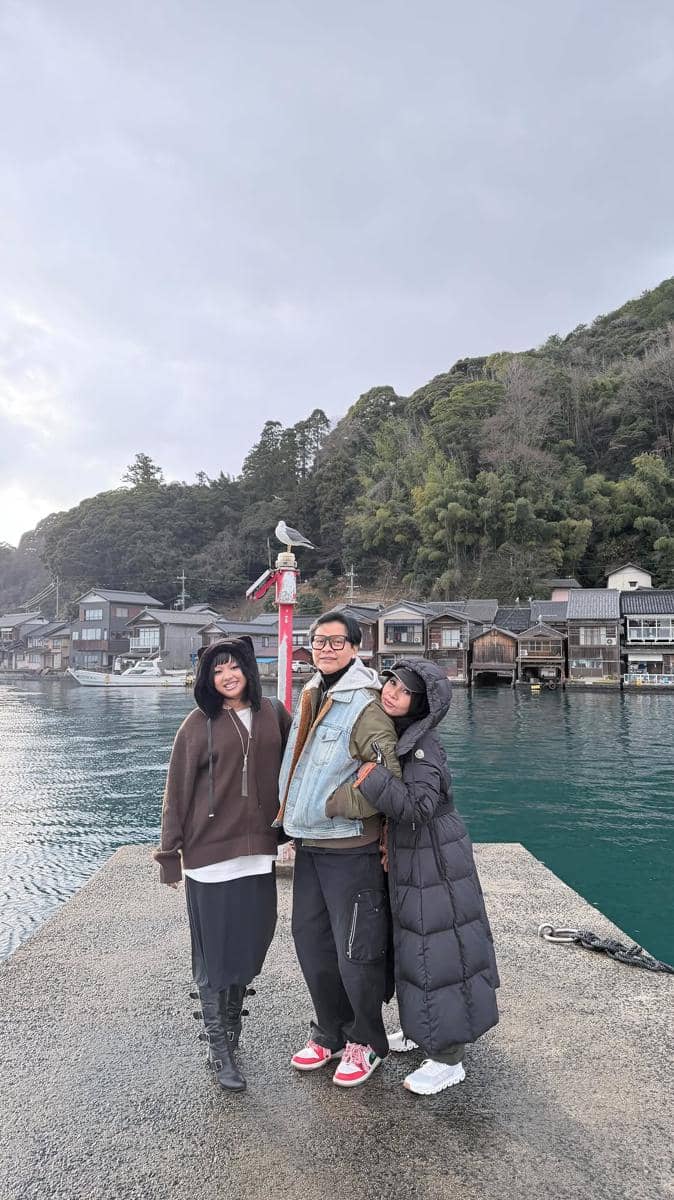 Keluarga Dewi Gita liburan awal tahun 2026 ke Jepang