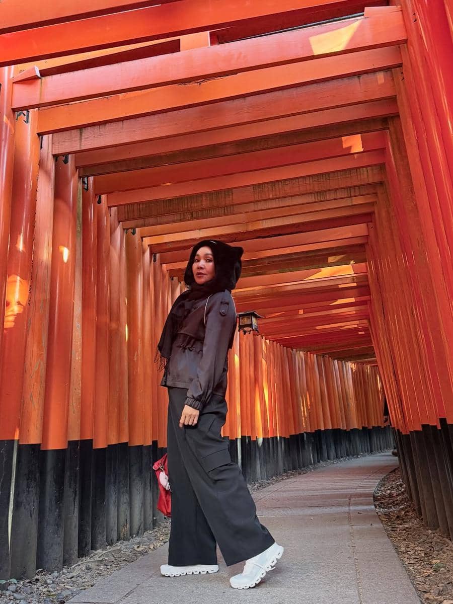 Keluarga Dewi Gita liburan awal tahun 2026 ke Jepang