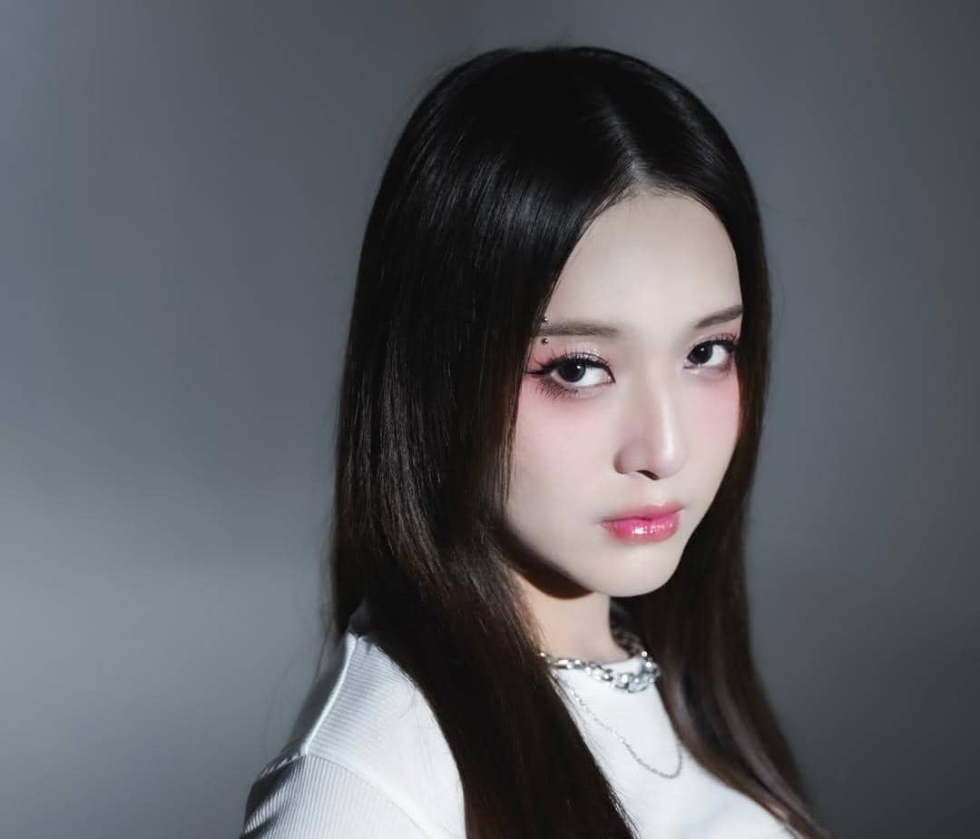 Inspirasi makeup Imlek 2026 ala Nita Vior 