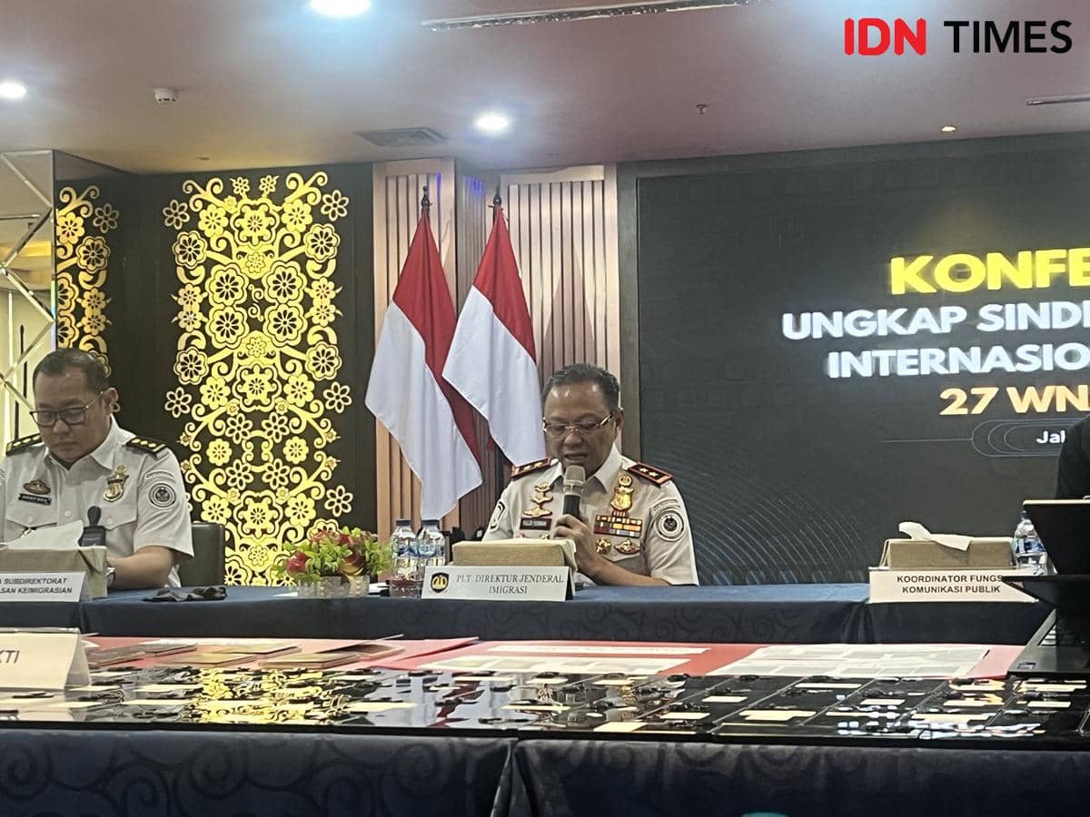 Direktorat Jenderal Imigrasi menggelar konferensi pers ungkap sindikat love scamming internasional di Tangerang