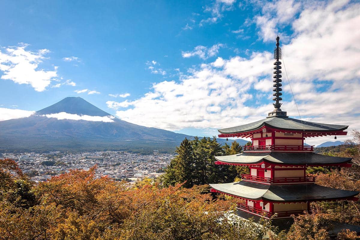 Potret Chureito Pagoda