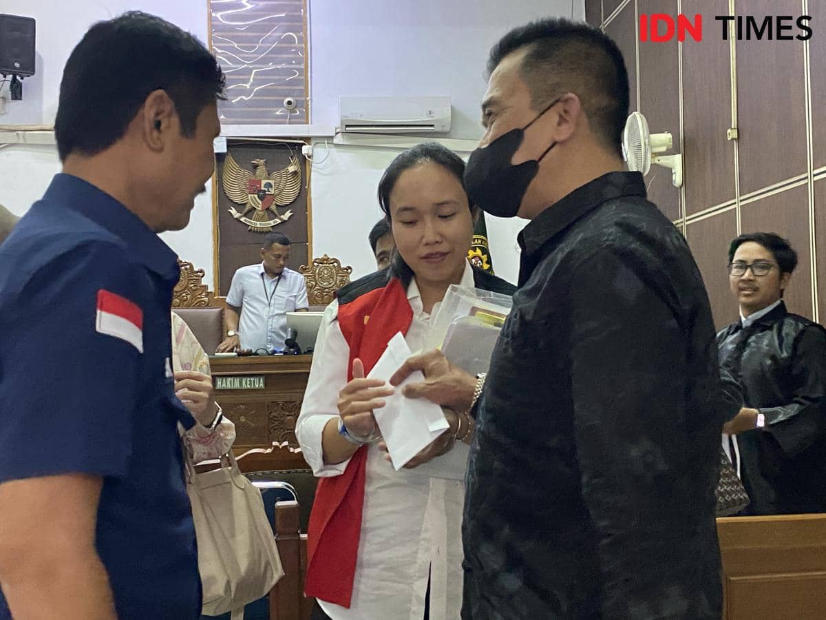 Sidang lanjutan perkara penipuan dan penggelapan oleh Melani Mecimapro di PN Jaksel, 