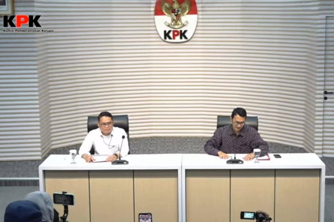 Plt Deputi Penindakan dan Eksekusi KPK, Asep Guntur Rahayu, dalam rilis OTT Walikota Madiun. IDN Times/Istimewa.