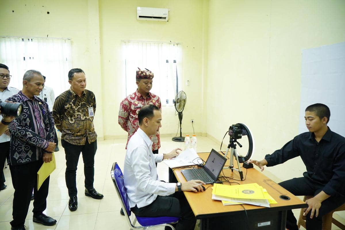 Pemerintah Kabupaten Pringsewu melalui Dinas Tenaga Kerja dan Transmigrasi (Disnakertrans) terus berupaya meningkatkan kualitas sumber daya manusia melalui pelaksanaan Program Pemagangan ke Jepang Tahun 2025