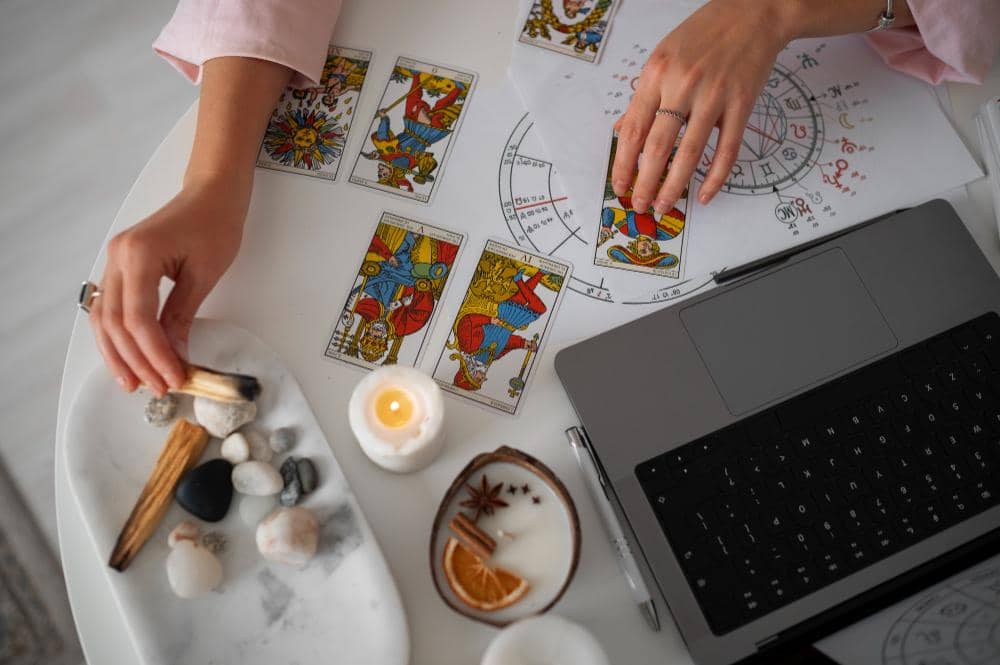 Ilustrasi tarot 