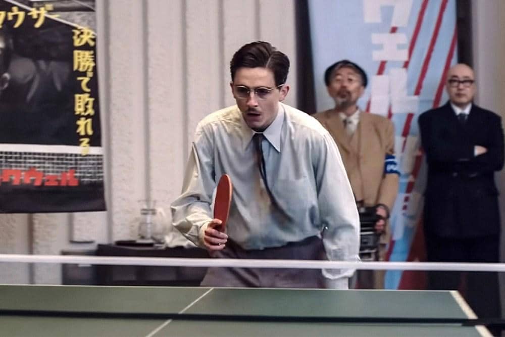 Timothée Chalamet dalam film Marty Supreme