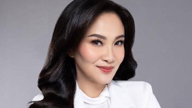 Sherly Tjoanda, Gubernur Maluku Utara