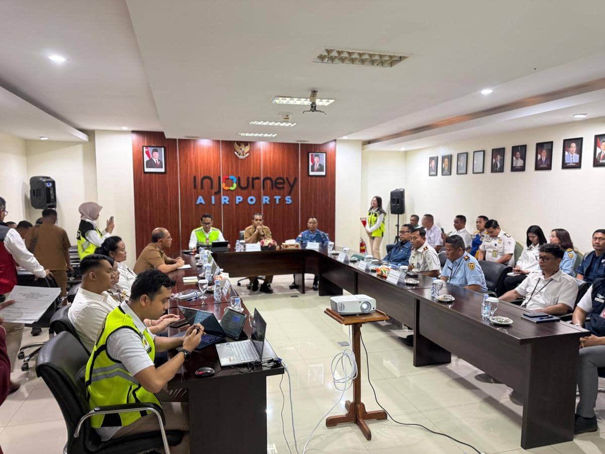 Peninjauan fasilitas penerbangan internasional di Bandara El Tari Kupang. (Dok PT Angkasa Pura Bandara El Tari Kupang)