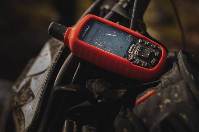 ilustrasi pelacakan GPS