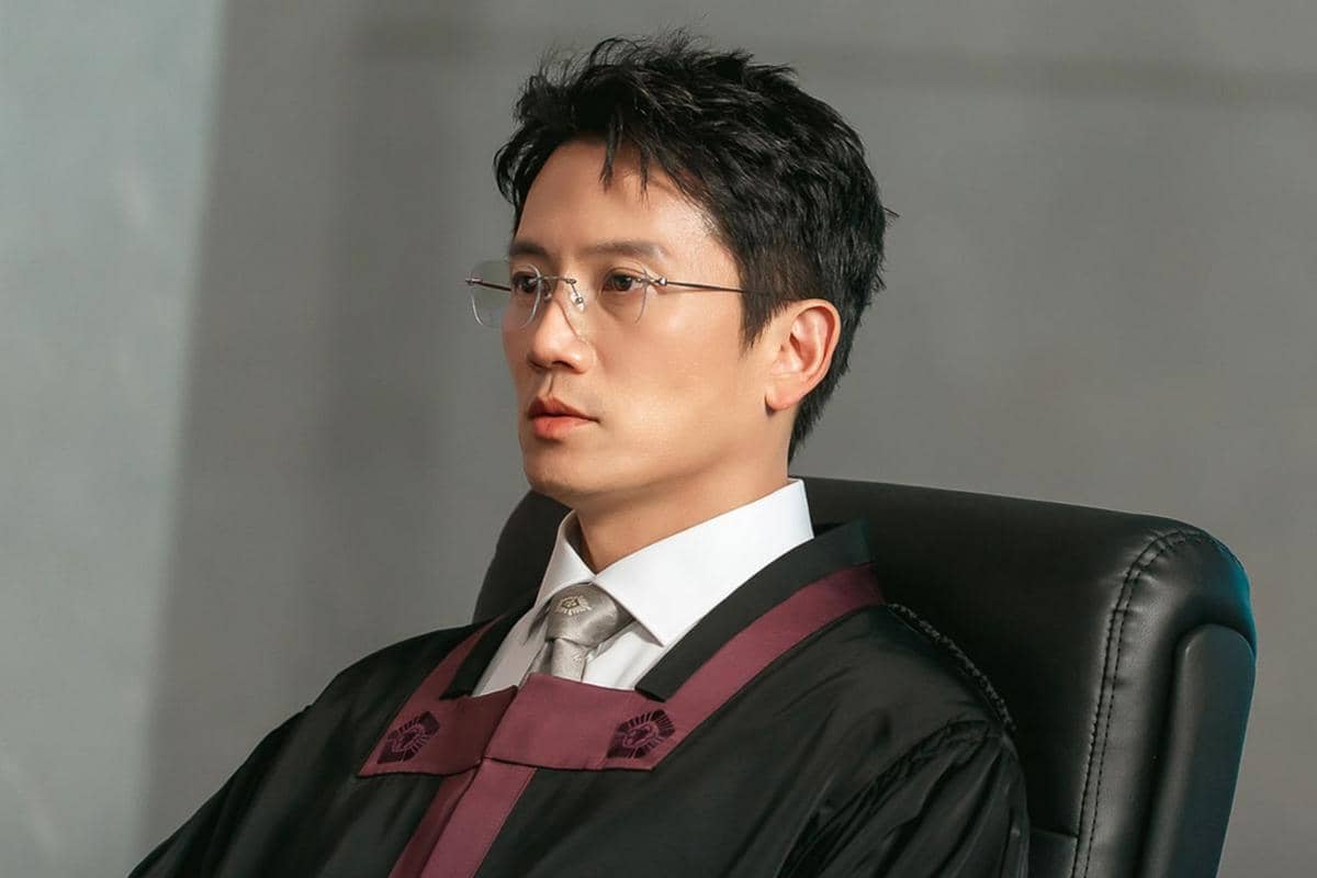 Still cut The Judge Returns
