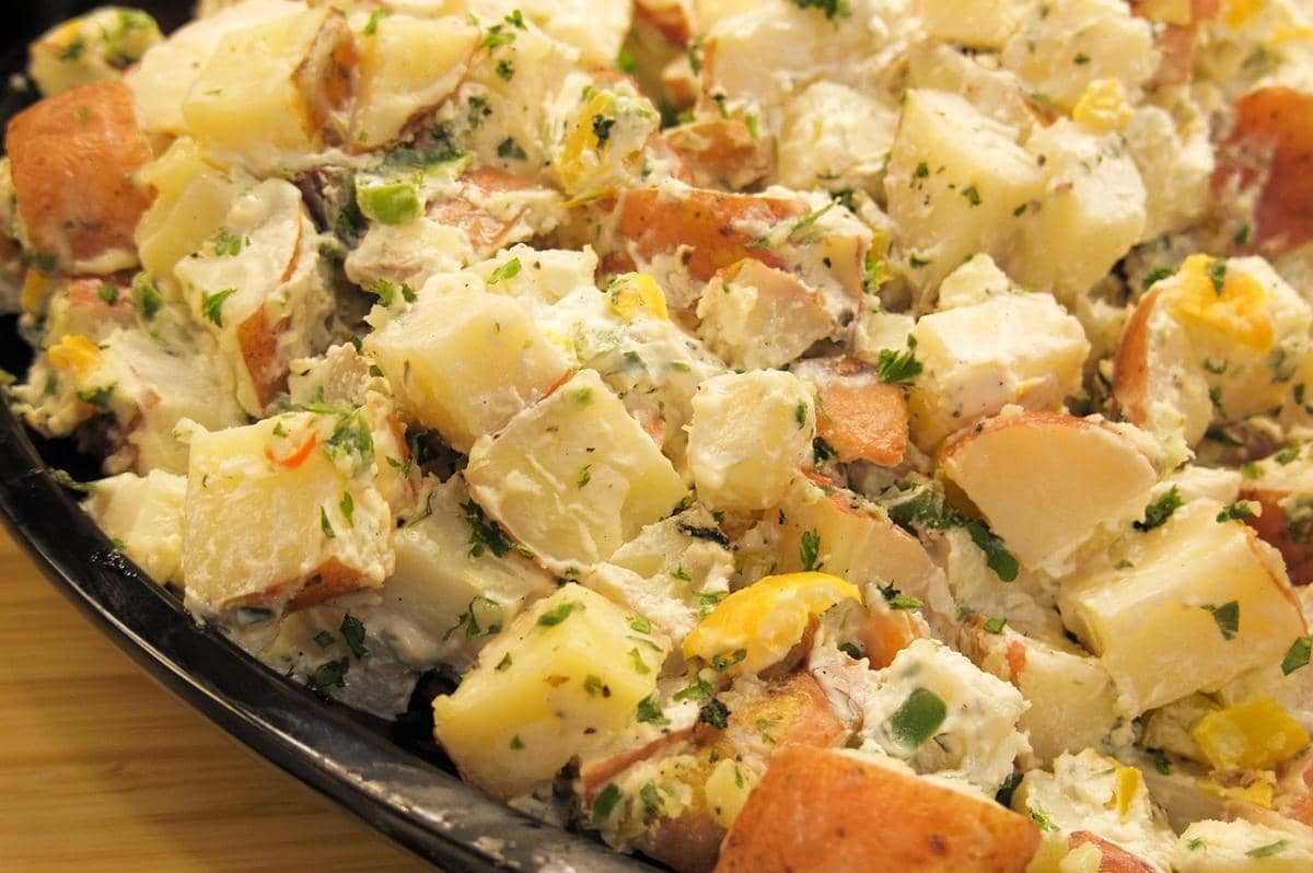 ilustrasi Japanese potato salad 