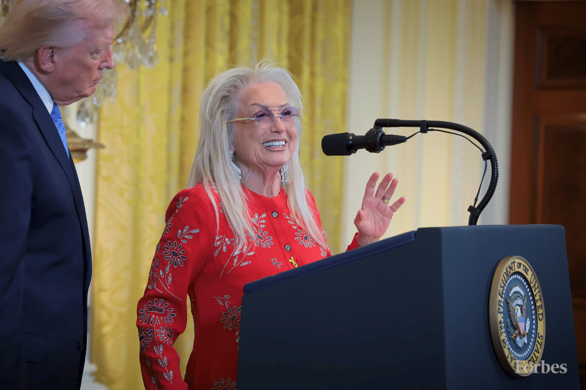 ilustrasi Miriam Adelson