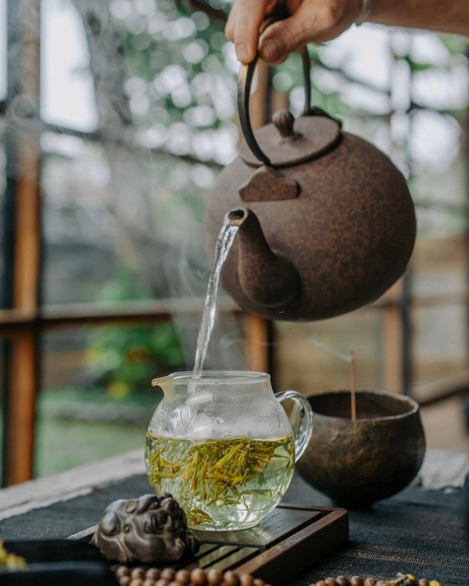 sajian teh di Dragon Tea Temple (instagram.com/dragon.tea.temple)