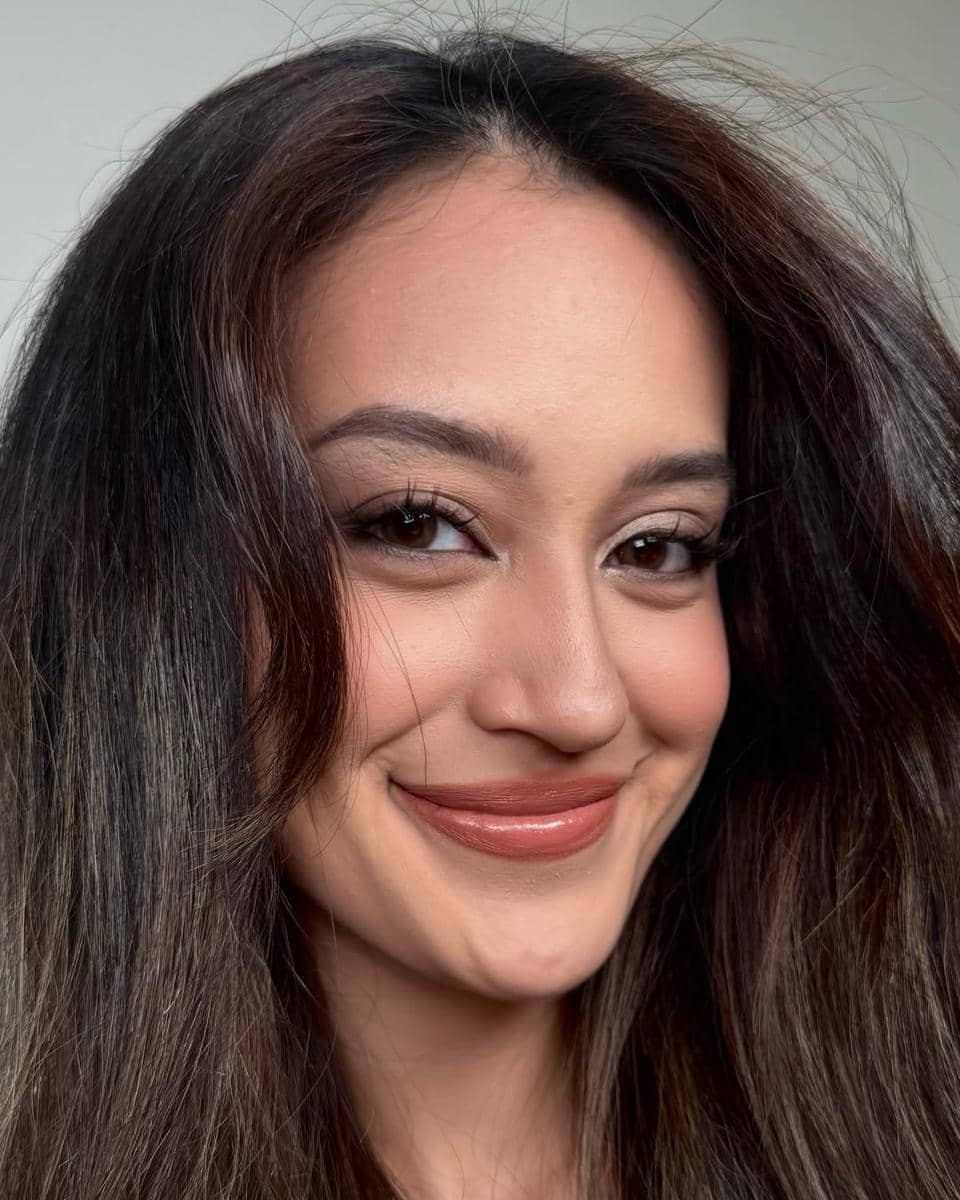 ide makeup ngantor ala Nadya Aqilla 